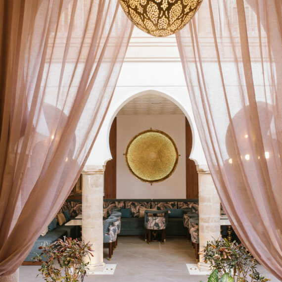 Patio restaurant design Riad Nyla Marrakech